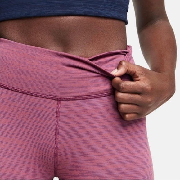 Outdoor Voices Mulberry Flex Leggings 25" Size Small - Picture 4 of 7